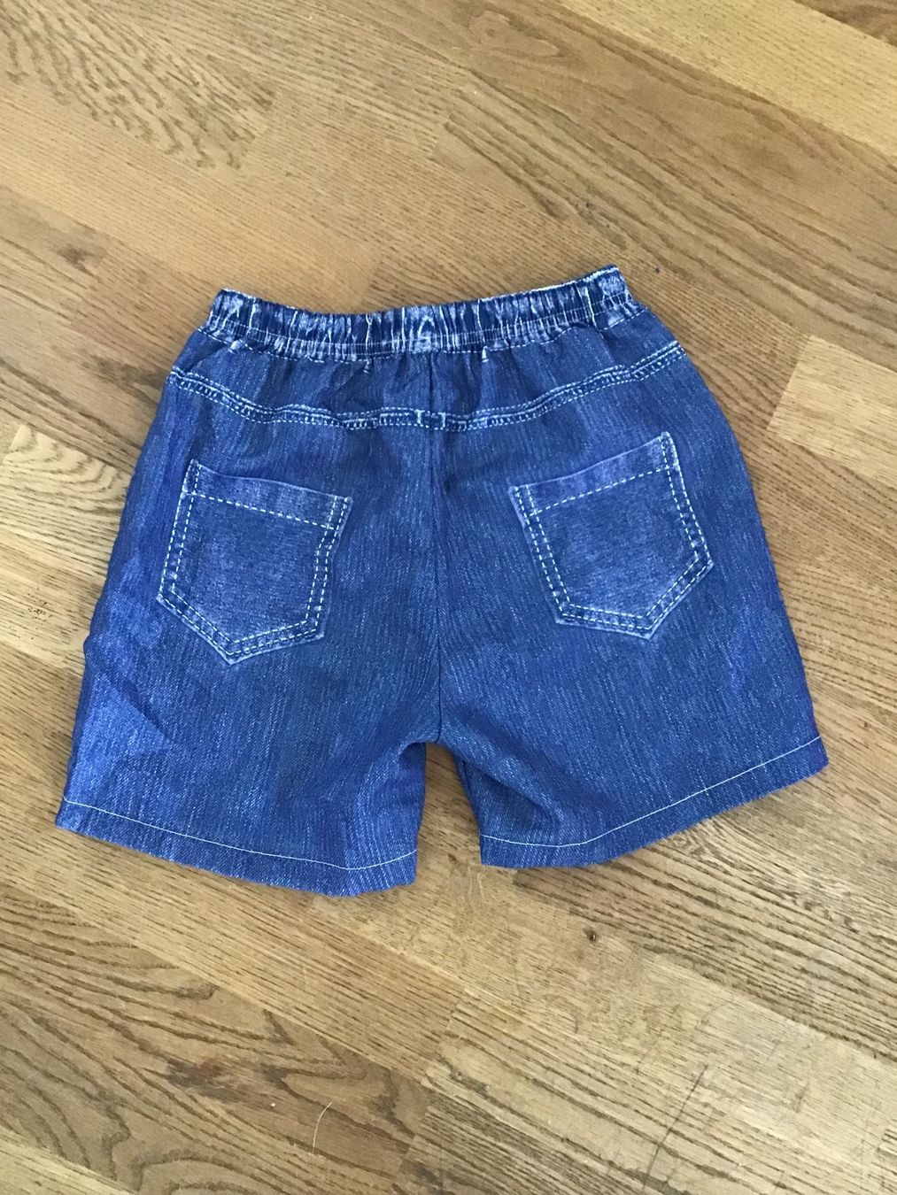 Hosen: Kurze Hose Gr. 110... Neu! – Neu (gemäss Beschreibung) aus Uetendorf von Koh0 1
