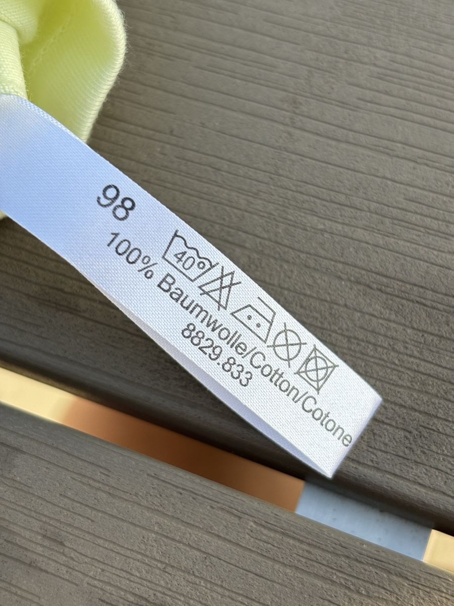 Chemises, Tops & T-shirts: Träger Tshirt gelb Gr. 98 – Neuf (Voir description) à Kesswil par Branca-01 3
