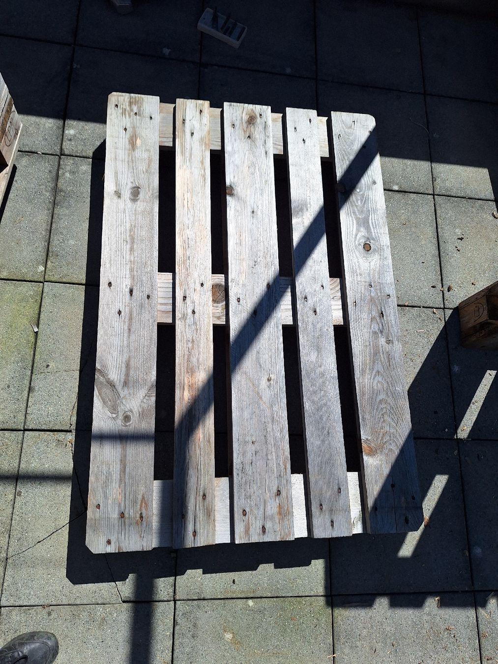 Pallets: Europaletten – Usato da Winterthur venduto da kim_hbf5