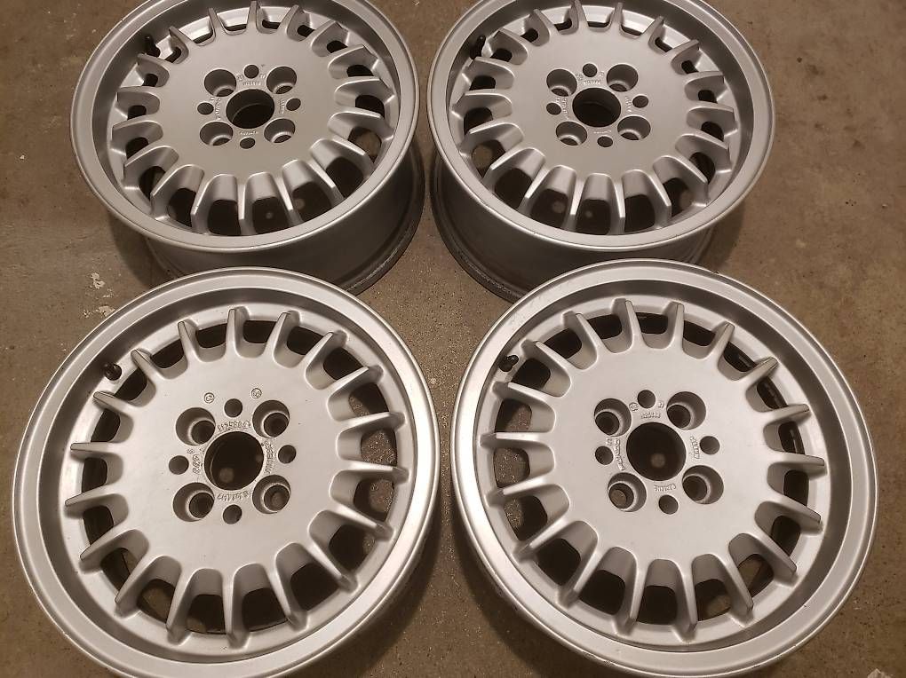 Cerchioni: 4 jantes 14 pouces BMW e30 – Usato da Broc venduto da augustin.murith 2