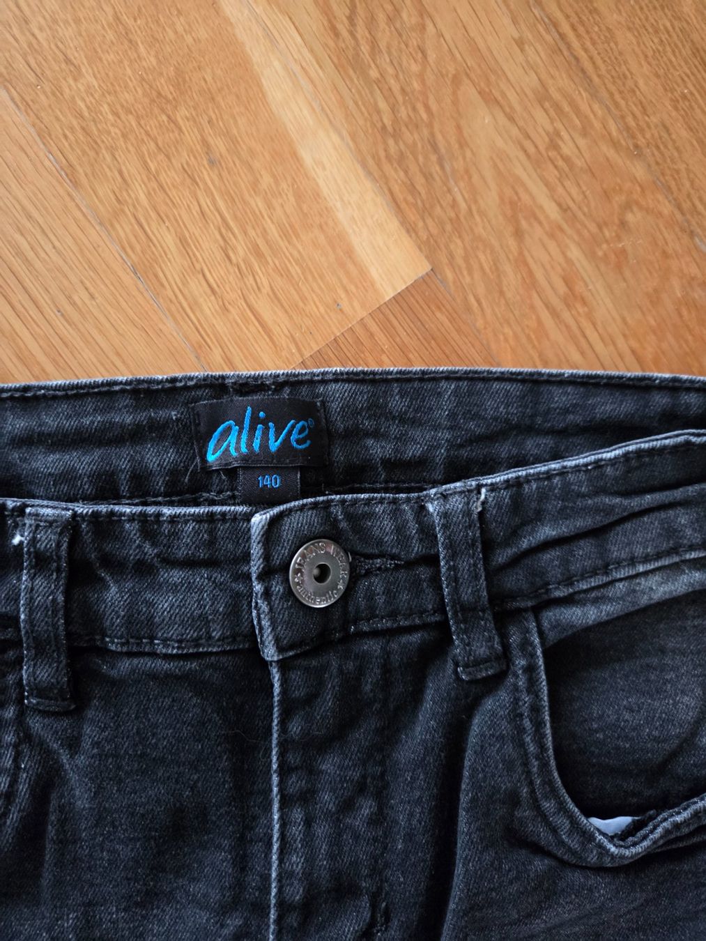 Hosen: Jeans Gr 140 wie neu – Gebraucht aus Port von Darialina 1