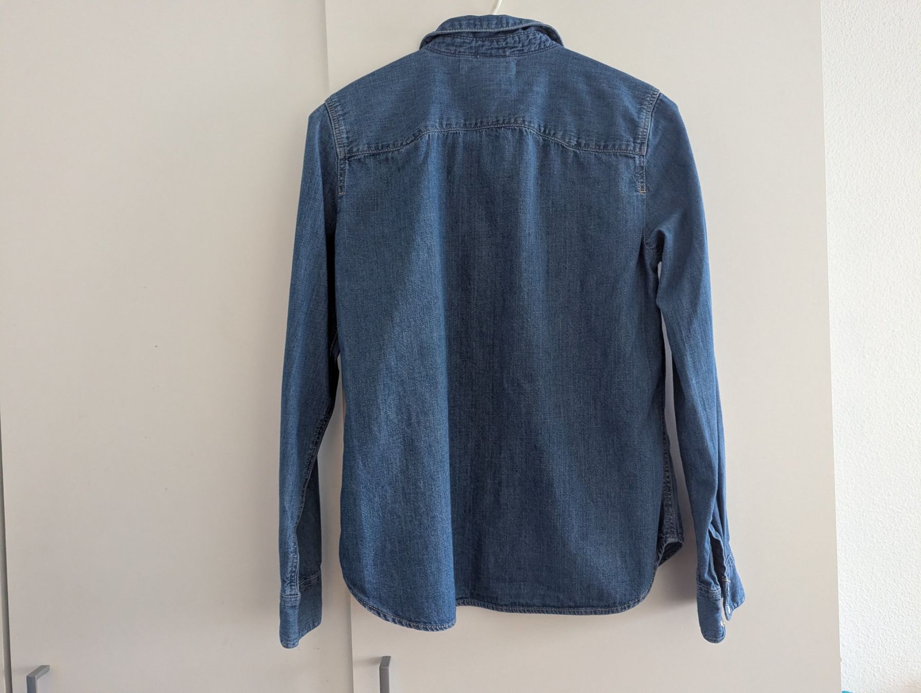 H&M Blusen: H&M | Hemdbluse Jeans | Grösse M – Gebraucht aus Wolfhausen von janine621 2