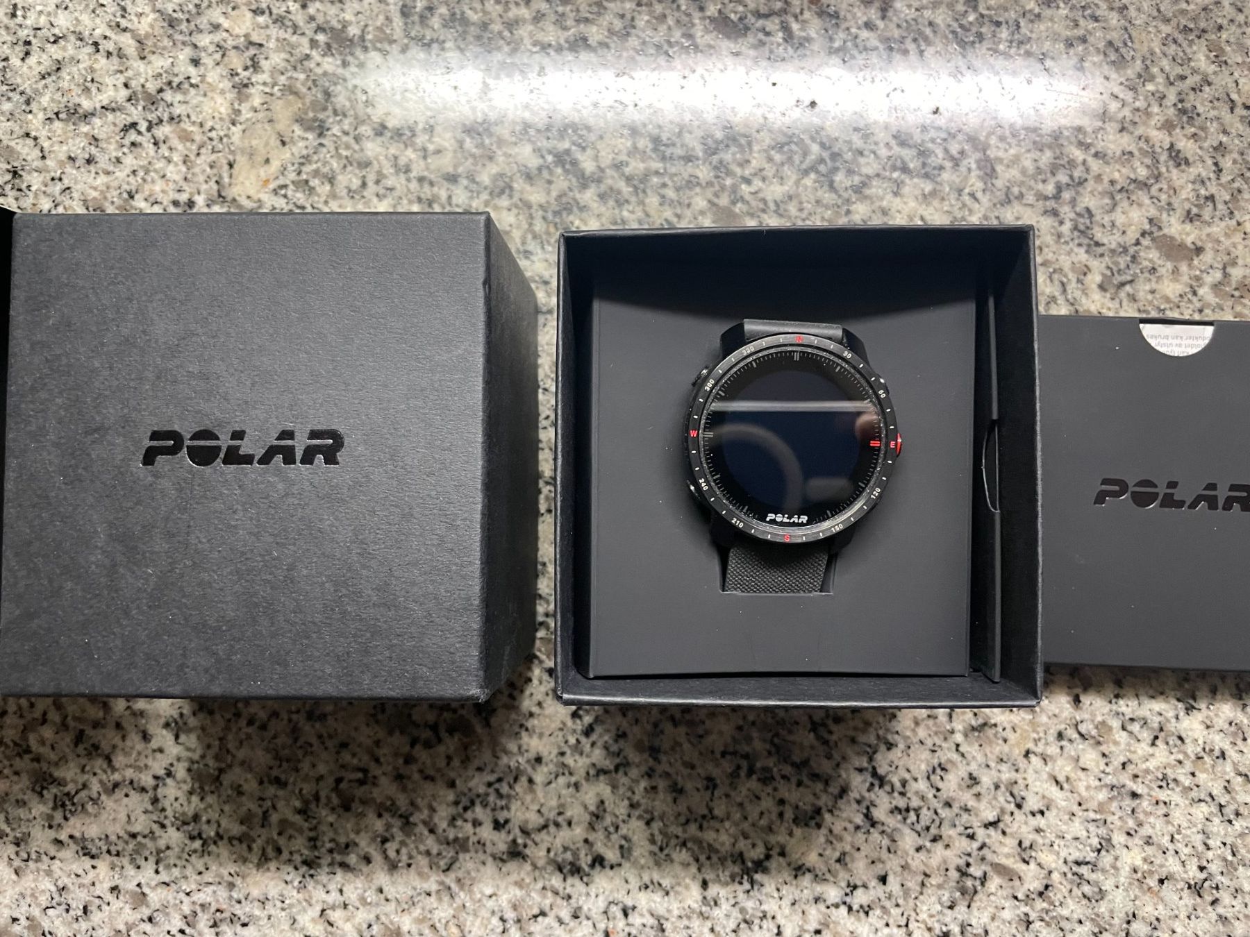 Polar Smartwatch: Polar Grit X Pro Smartwatch neu – Nuovo e nell'imballaggio originale da Zürich venduto da ONA-Online