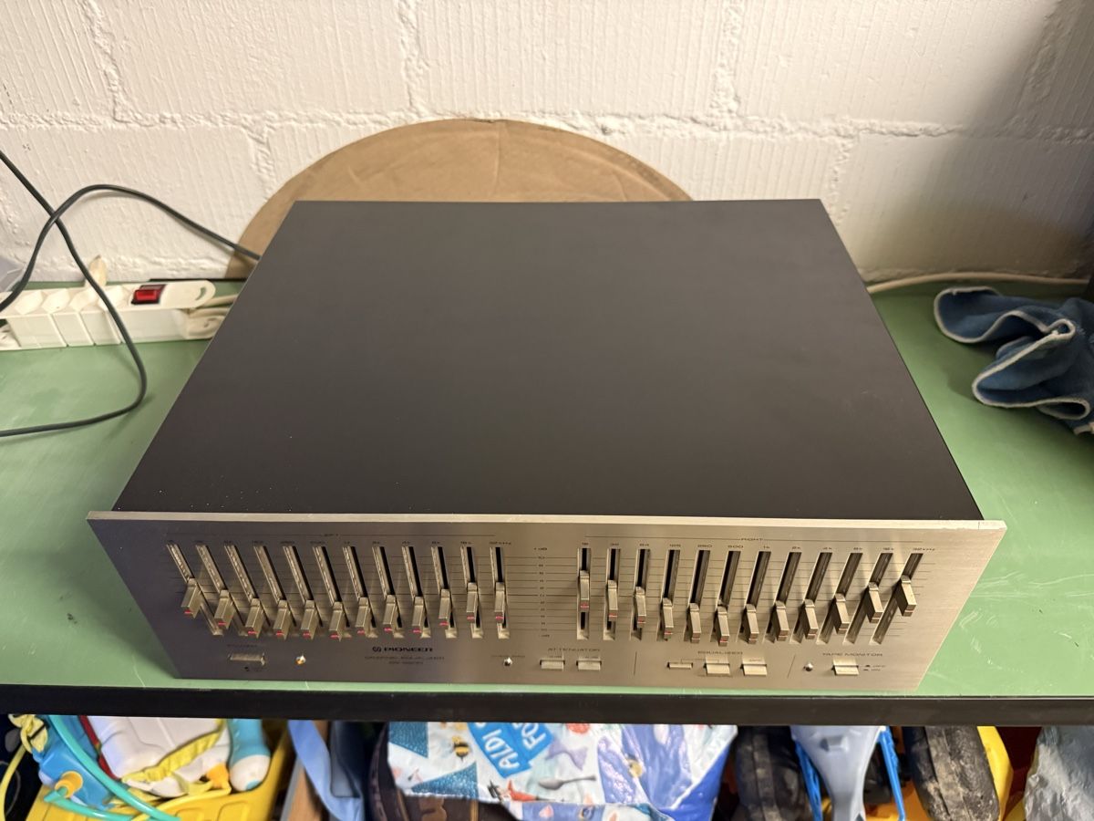 Pioneer Equalizzatori: Pioneer SG 9800 – Usato da Dübendorf venduto da jantar1985 1