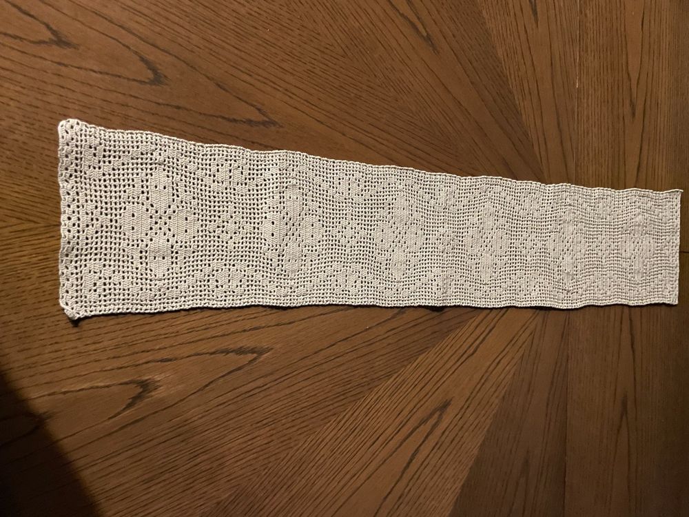 Yizunnu Handgehäkelter Tischläufer – Vintage Spitze, Baumwolle, 40x180 Cm, Weiß