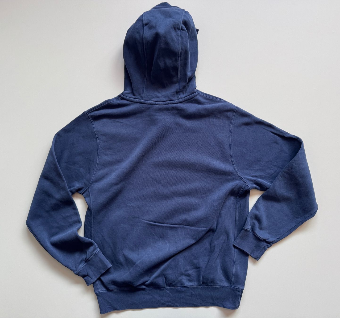 Nike Pullover & Sweatshirts: Nike Sweatshirt hoodie pullover Size S embroidered logo – Gebraucht aus Neuchâtel von _Easy_to_Find_ 6