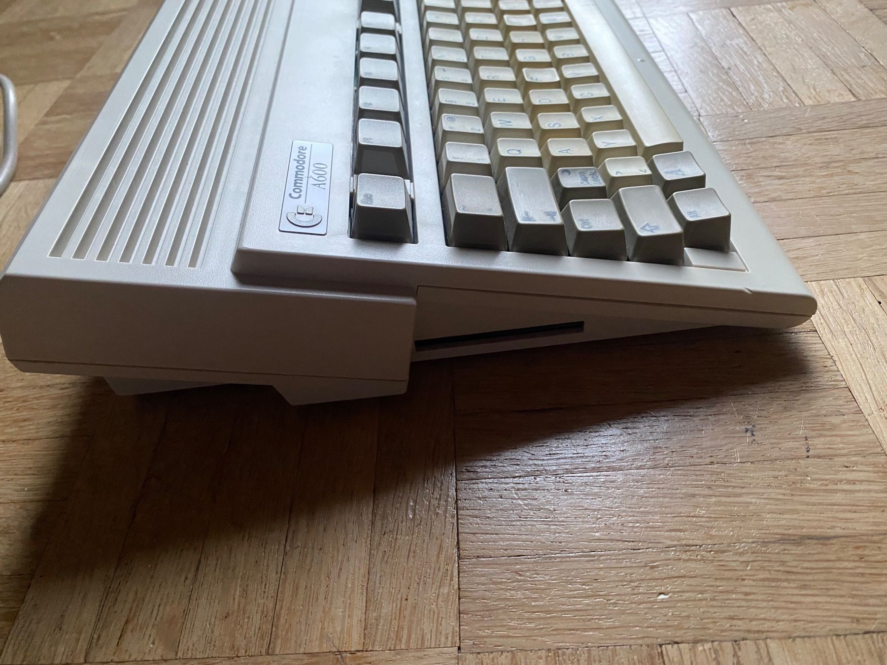 Commodore PCs: Commodore Amiga A600 – Gebraucht aus Adliswil von synchrot 4