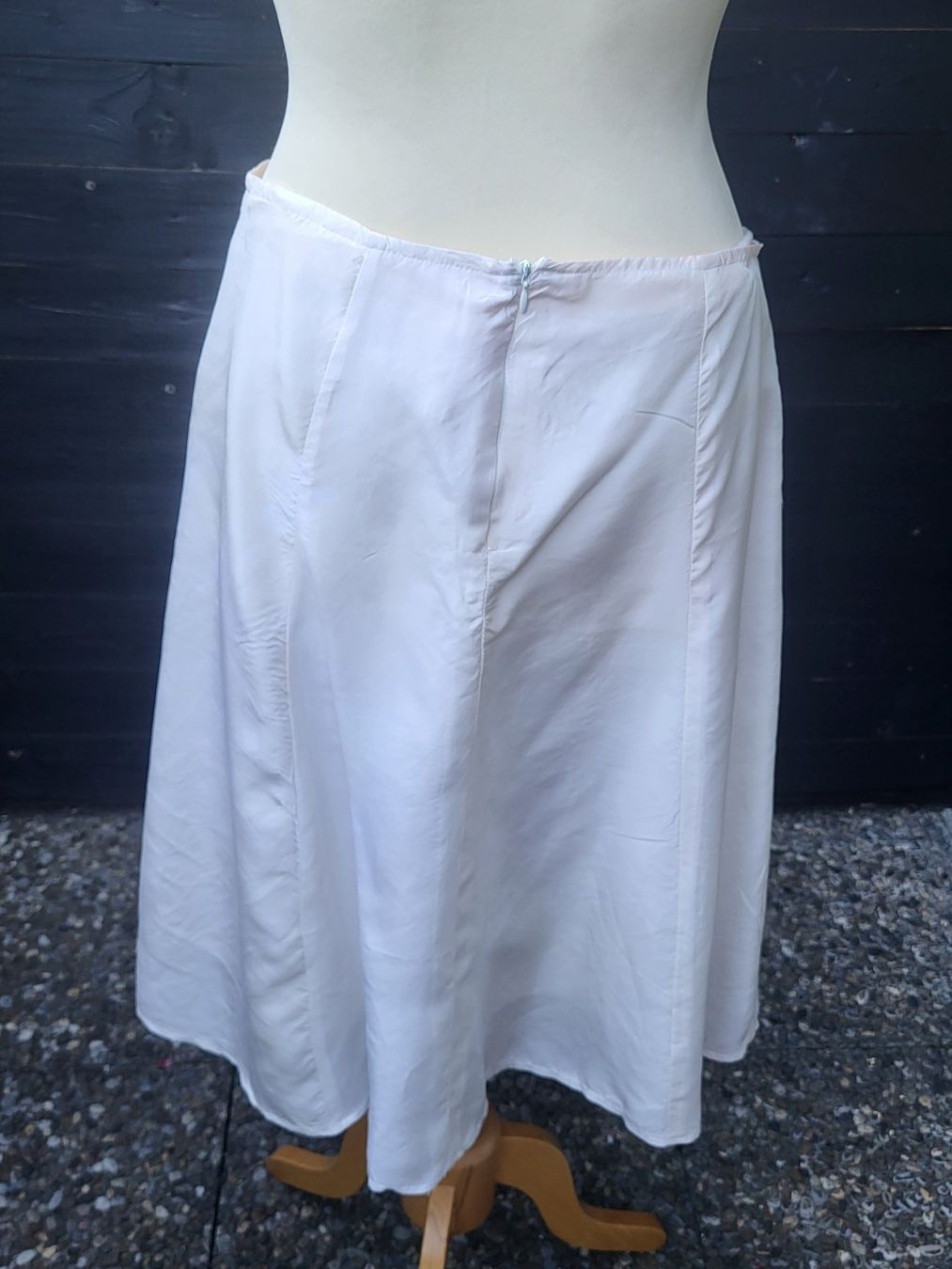 Gonne: Jupe &Gilet  blanche – Nuovo (secondo la descrizione) da Fribourg venduto da VictoriaShop7 5