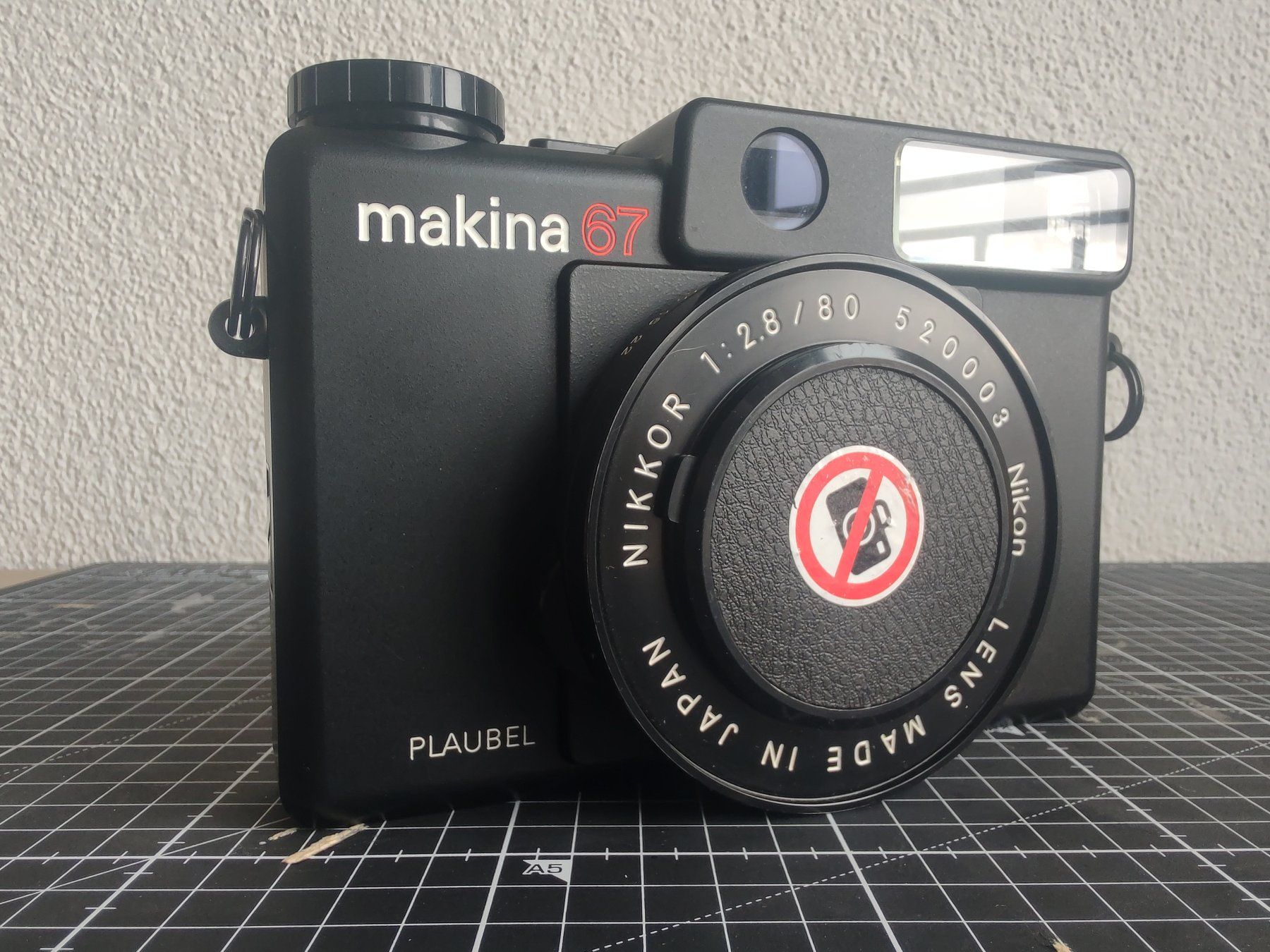 Plaubel Kamera: Plaubel Makina 67 – Gebraucht aus Basel von vko_5jnx