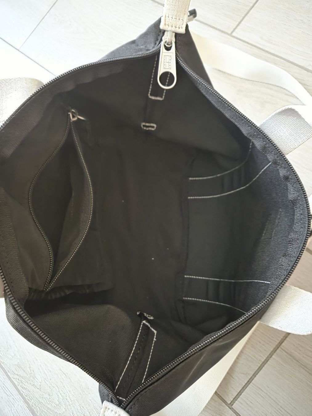 Tommy Hilfiger Sacs femmes: neue Tommy Hilfiger – Neuf (Voir description) à bellinzona par zeus6535 5