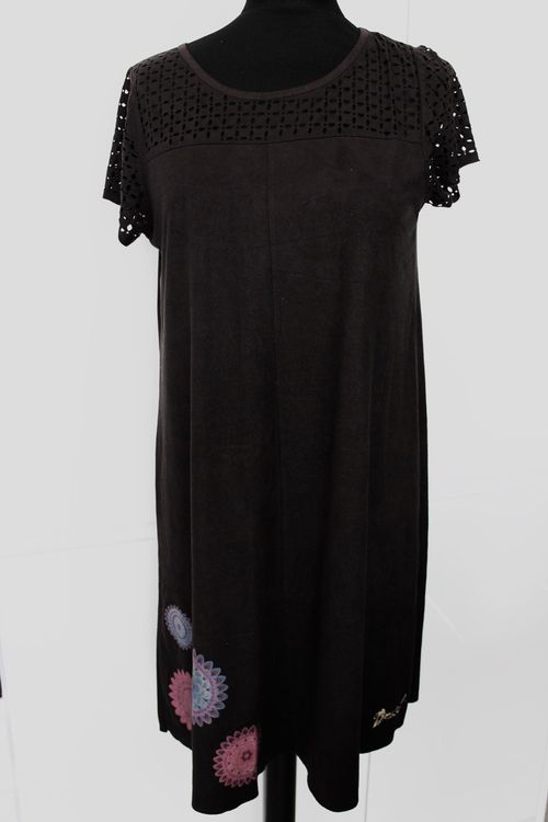 Robe Desigual Violette, Taille L, Neuve Avec étiquettes - Modèle Unique Et Coloré, Parfait Pour L'été Ou Les Soirées