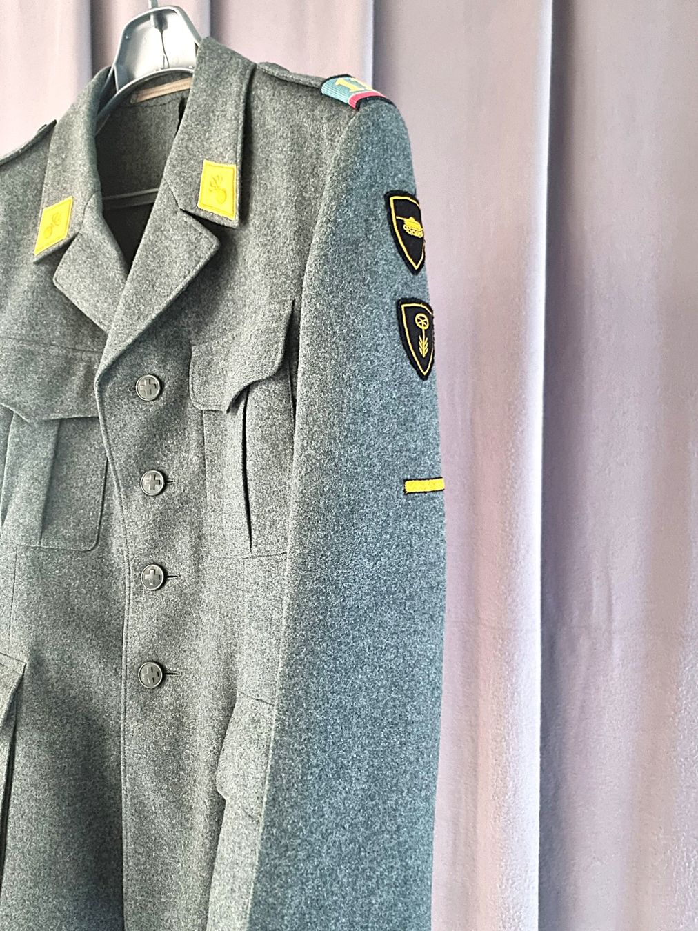 Schweizer Armee Uniformi: Schweizer Armee Ordonnanzuniform – Usato da Urtenen-Schönbühl venduto da Restwert_Schoenbuehl 5
