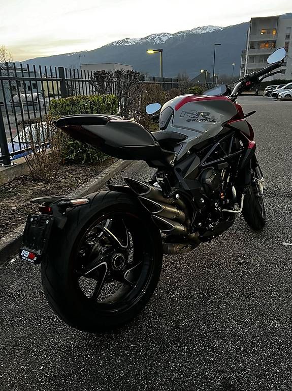 MV Agusta Strada: MV Agusta Brutale 800 RR – Usato da Cointrin venduto da mar_hw7l 1