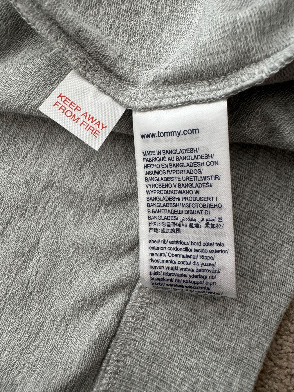 Tommy Hilfiger Maglioni & Felpe: ORIGINAL PULLOVER (SWEATSHIRT) TOMMY HILFIGER – Nuovo e nell'imballaggio originale da Zürich venduto da Mina_09 4