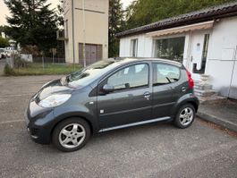 Peugeot 107 1.0 Suisse Edition