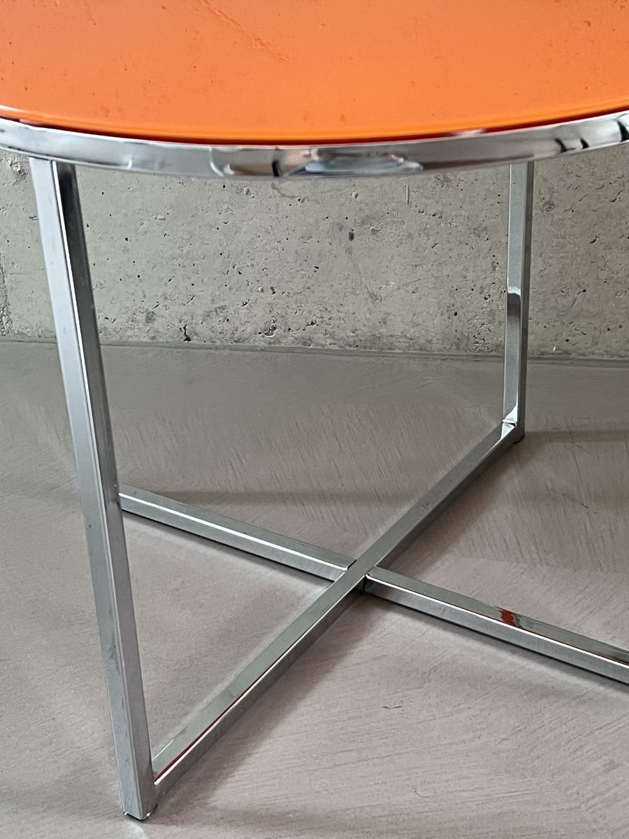 Tavoli: 70er Jahre Couchtisch Chrom mit Glasplatte – Usato da Wabern venduto da La-Vitrine 4