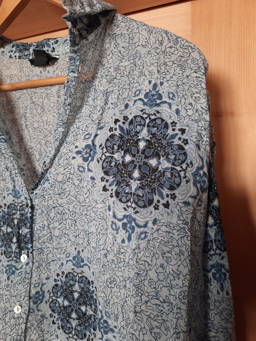 H&M Camicette: Blau gemustert Bluse - Grösse 36 – Usato da Unterterzen venduto da elebo 2