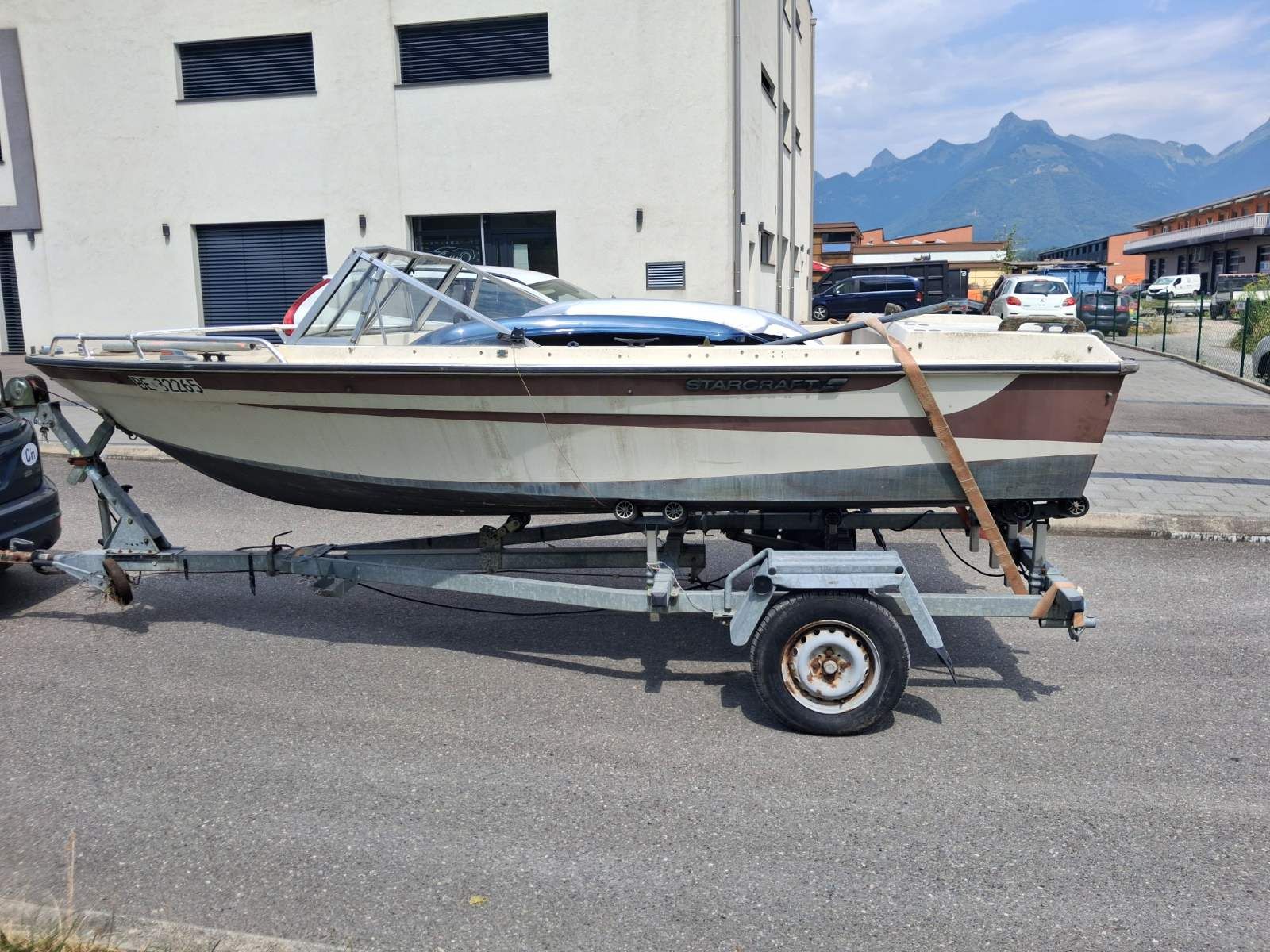 Barche: bateau sans moteur avec romorque – Usato da Vevey venduto da gocedaca 1