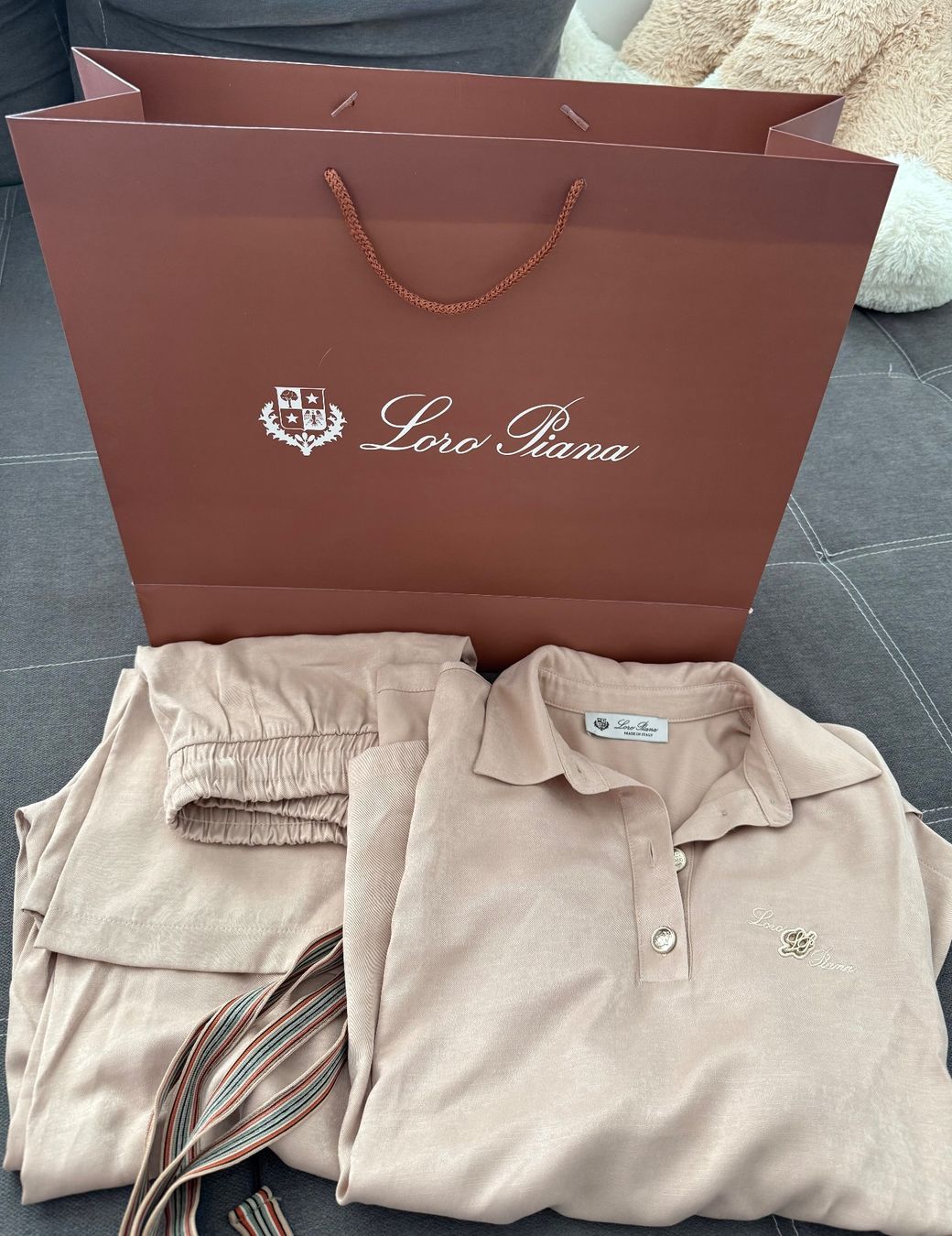 Completi & Tailleur: Loro Piana Anzug Gr.S NEU – Nuovo e nell'imballaggio originale da Reinach AG venduto da innamac 1