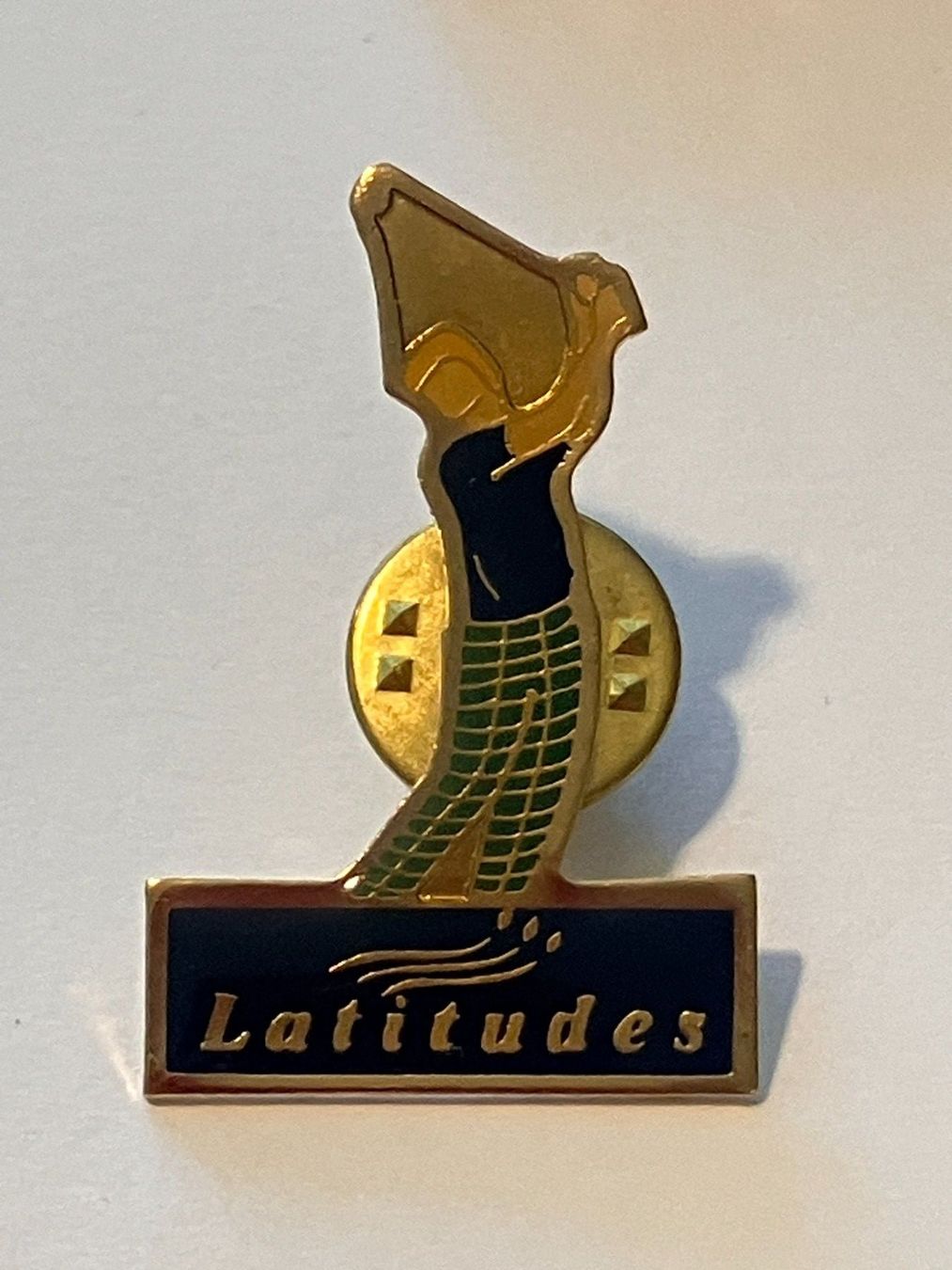 Placchette & Badge: 1 Pin Latitudes – Usato da Basel venduto da djwwpp