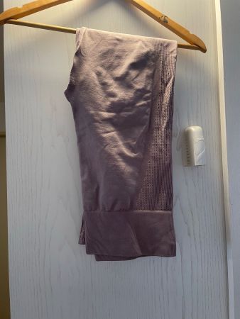 H&M Sport Leggings L