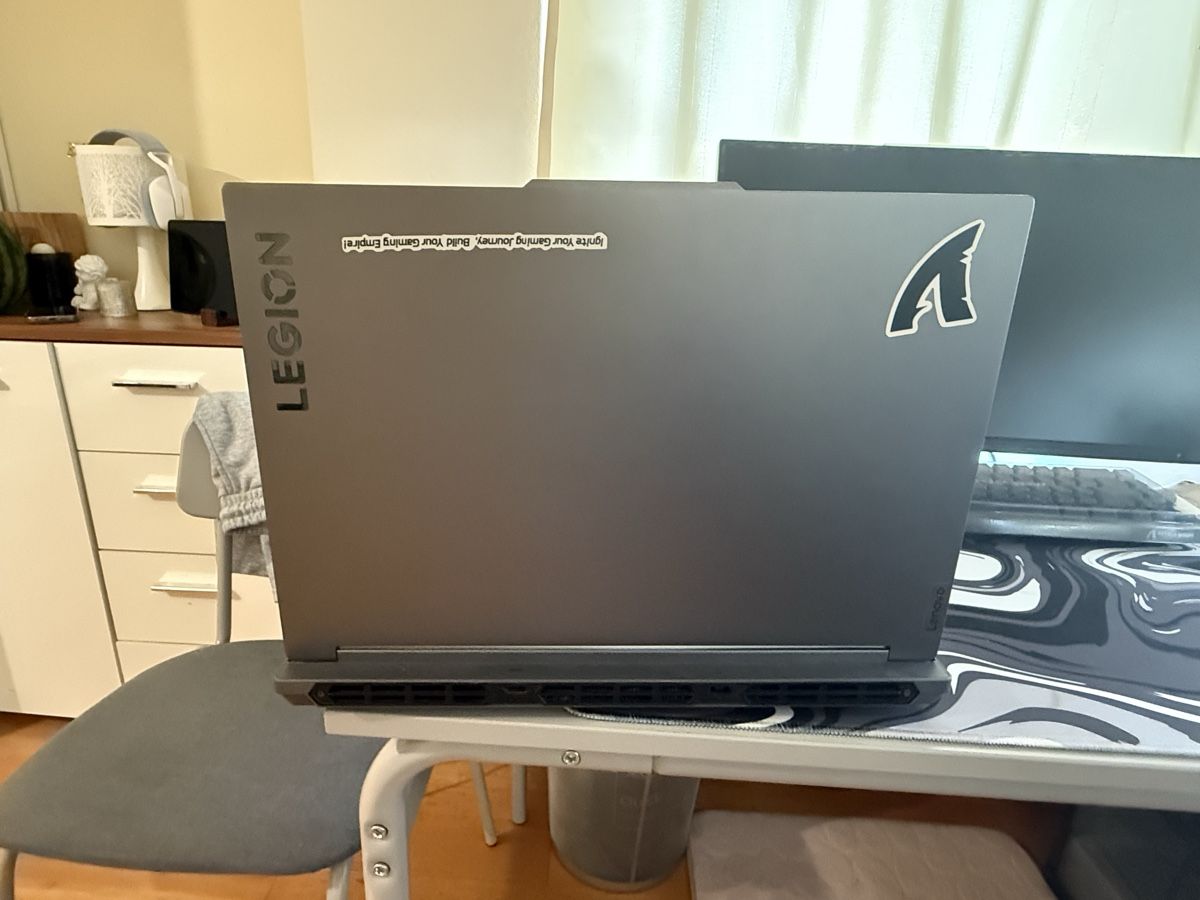 Lenovo Notebook: Lenovo Legion 5 16IRX9 – Usato da Meilen venduto da vas_8nv7 2