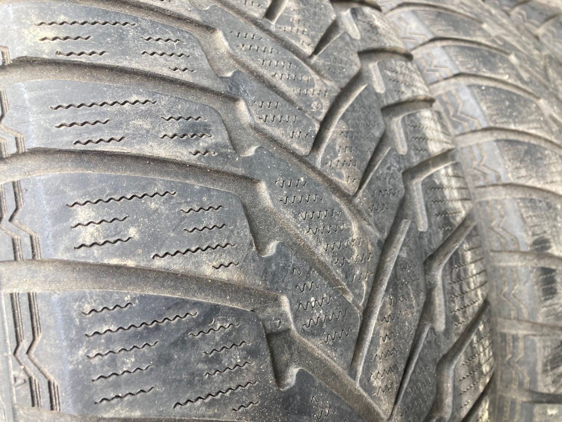 BMW Pneumatici & Ruote complete: BMW X5 Winterräder 255/55R18 E70 6770200 – Usato da Cham venduto da WB2223 7