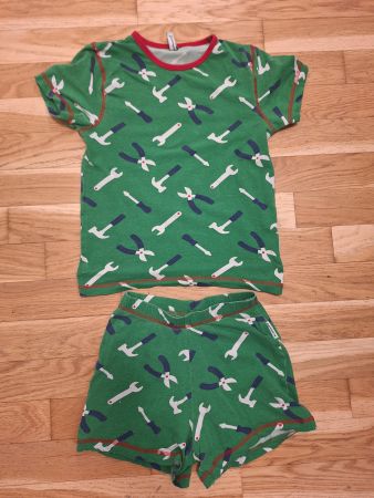 Maxomorra Pyjama kurz grün Werkzeugmuster Grösse 122/128