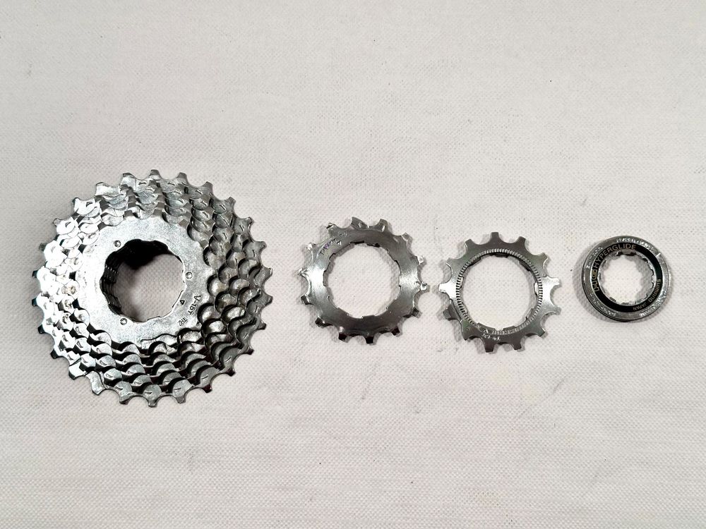 Cassette Shimano Dura Ace 8 Vitesses - 13-23 Dents - Hyperglide - Japon - Occasion