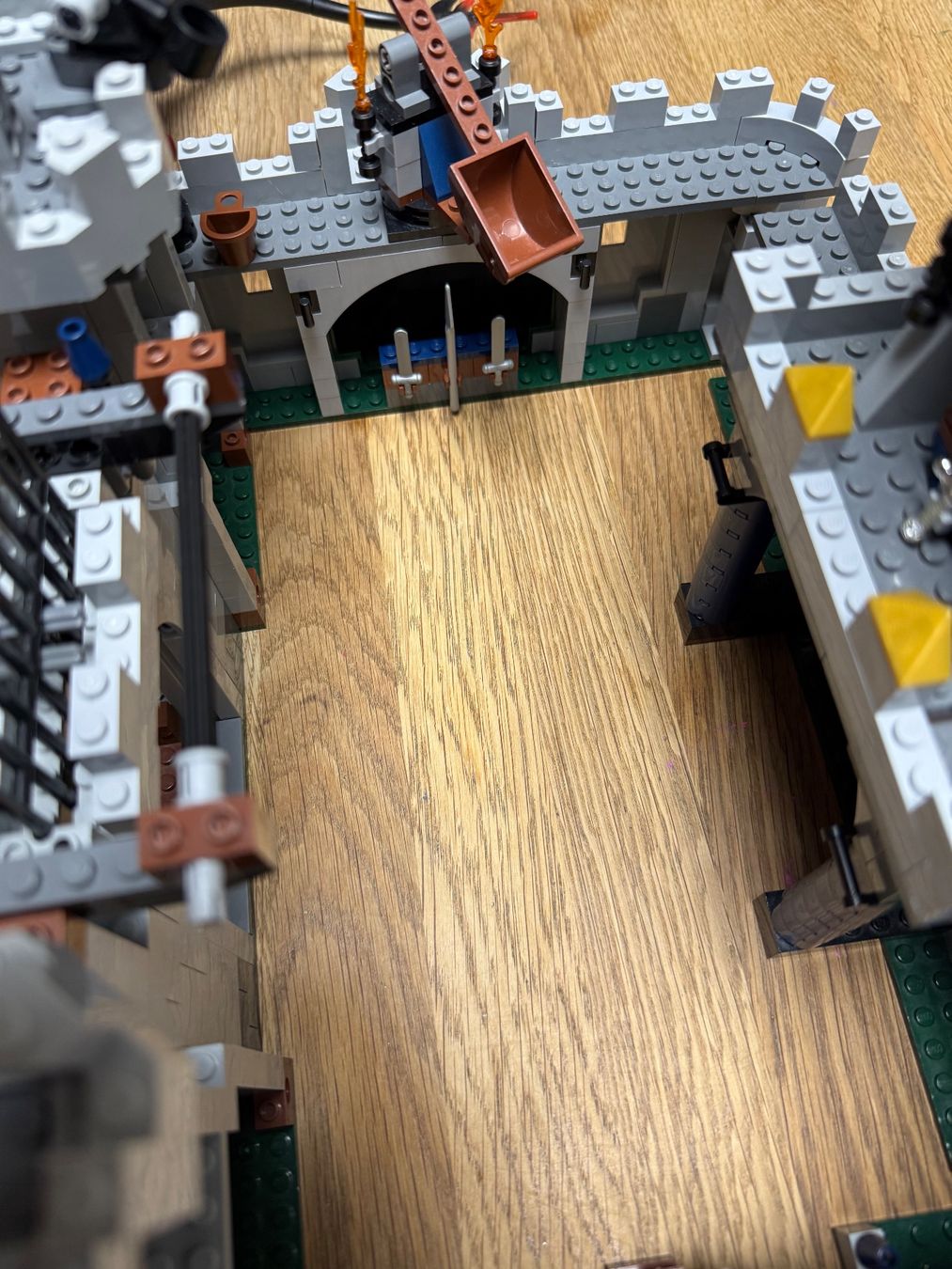 Lego Kit di costruzioni: Lego 7094 King's Castle Siege – Usato da RIET (NEFTENBACH venduto da SAMUEL110 2