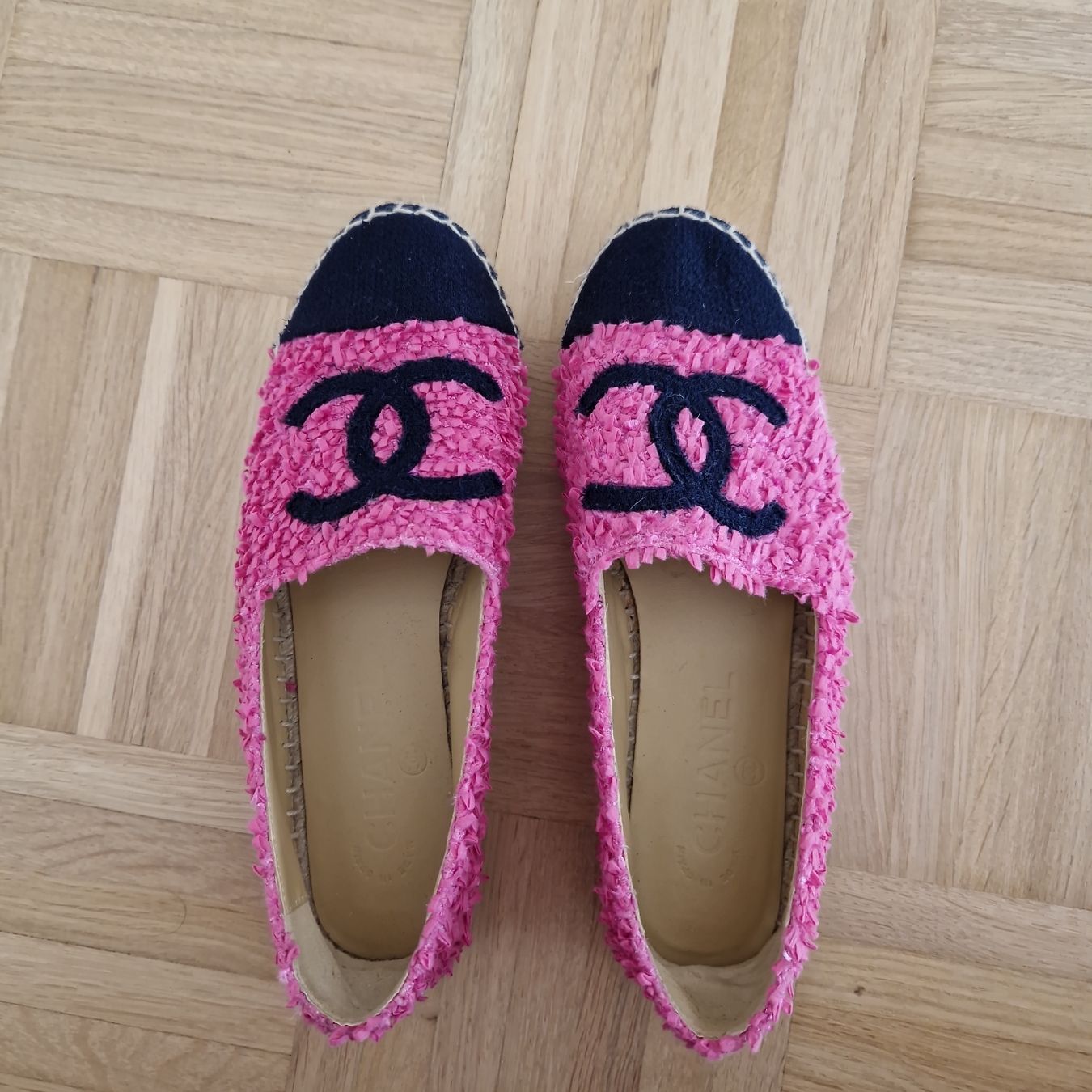 Chanel Scarpe da donna: Chanel Espadrilles Roses taille 36 – Usato da Gland venduto da LeDressingdeLaura 1