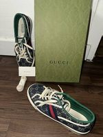 Gucci Schuhe inkl Originalverpackung und Ersatzbändel