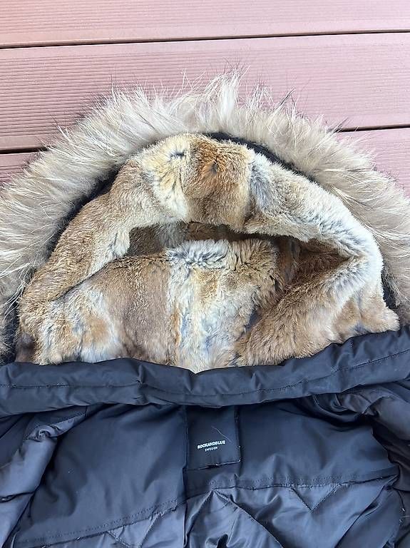 Vestes: Jacke mit Pelz – D'occasion à Amriswil par de-ka 2