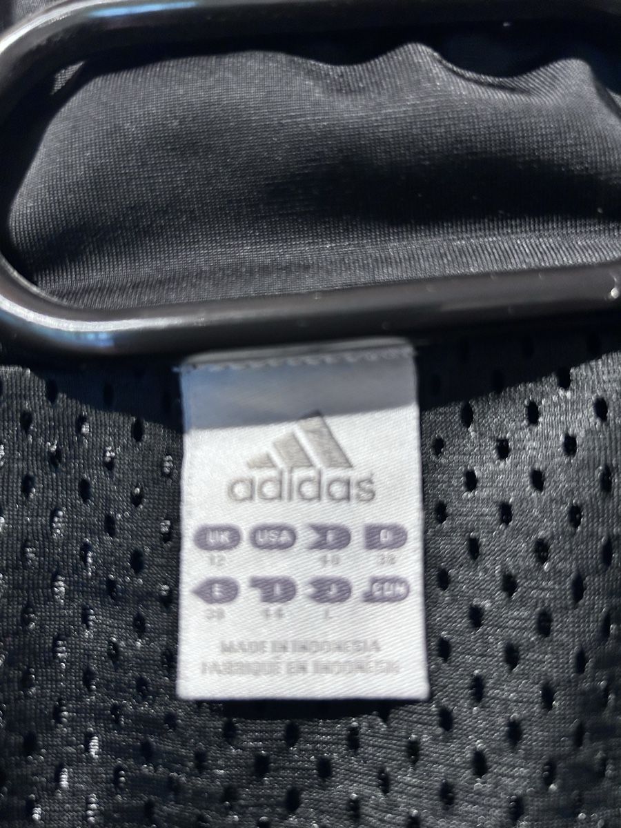 Adidas Vestes: Adidas Trainerjacke schwarz Gr. 38 – D'occasion à Einigen par Babychilli 1