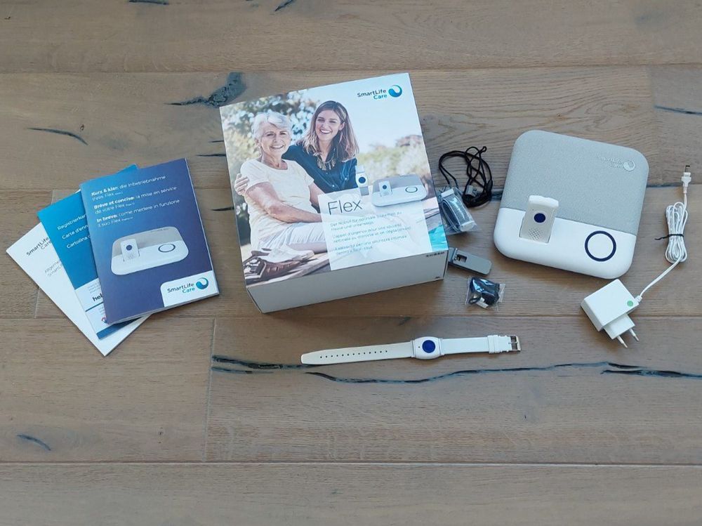 Notrufknopf Smart Life Care Sicherheit zu Hause + unterwegs (Gebraucht ...