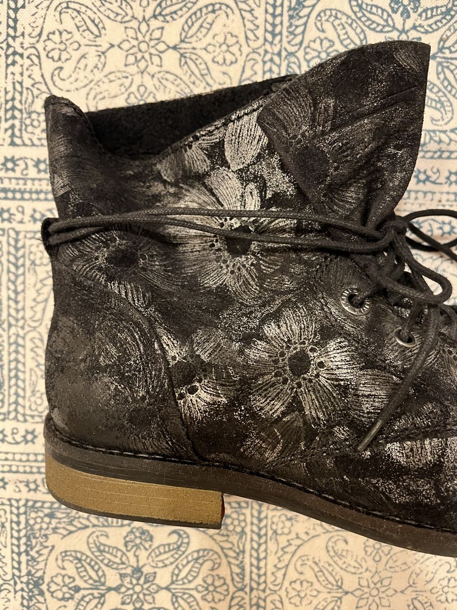 S.Oliver Scarpe da donna: Stiefelette s.Oliver mit Blumenmuster – Usato da Winterthur venduto da Ste_Uho 1