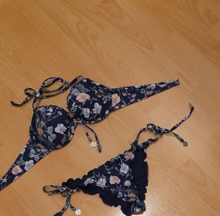 Blumen Bikini Set, Neuwertig, Grösse 36, 38, Sommer-Musthave