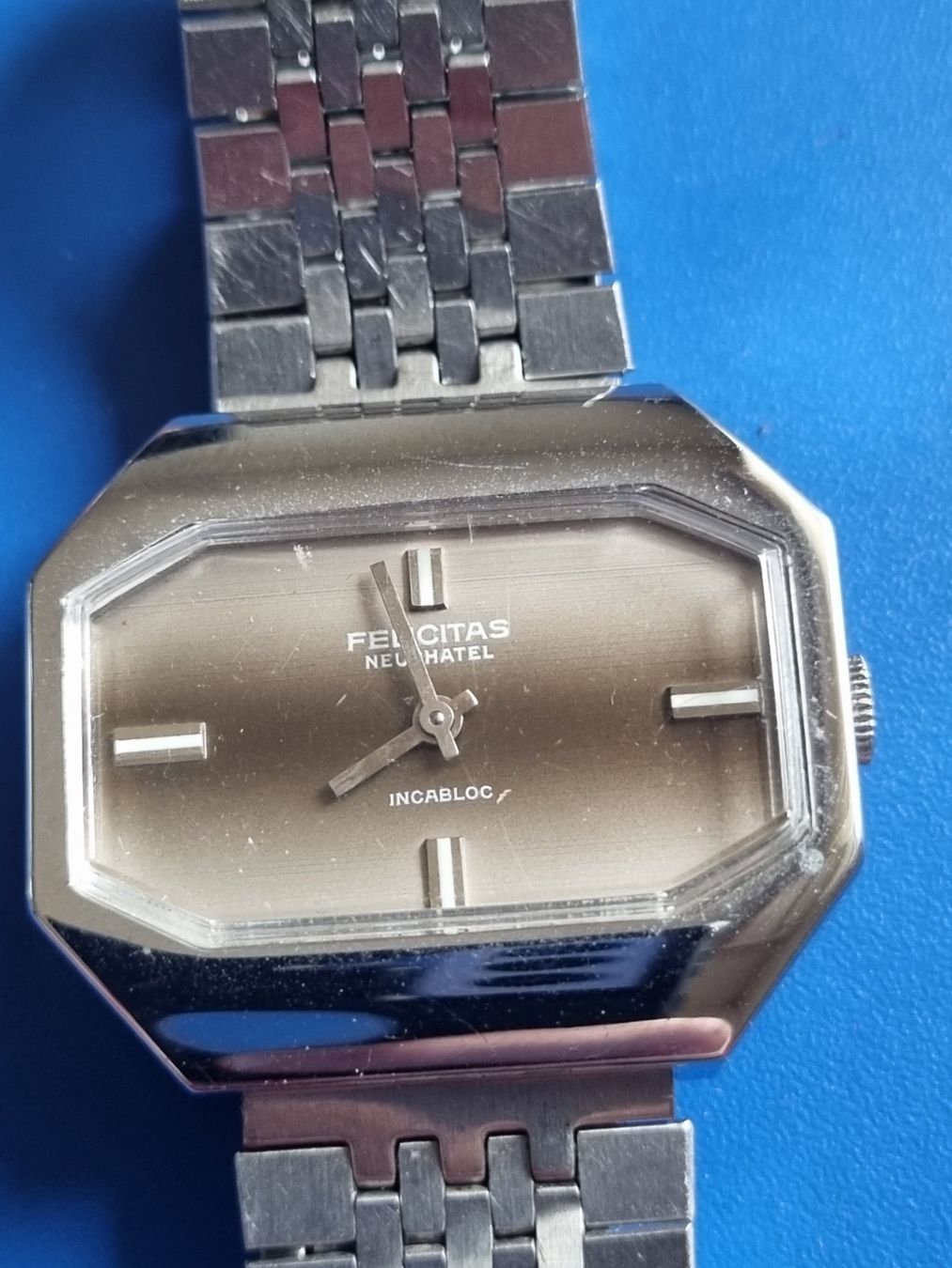 Orologi: FELICITAS NEUCHATEL HANDAUFZUG – Usato da Schaffhausen venduto da Leveron13