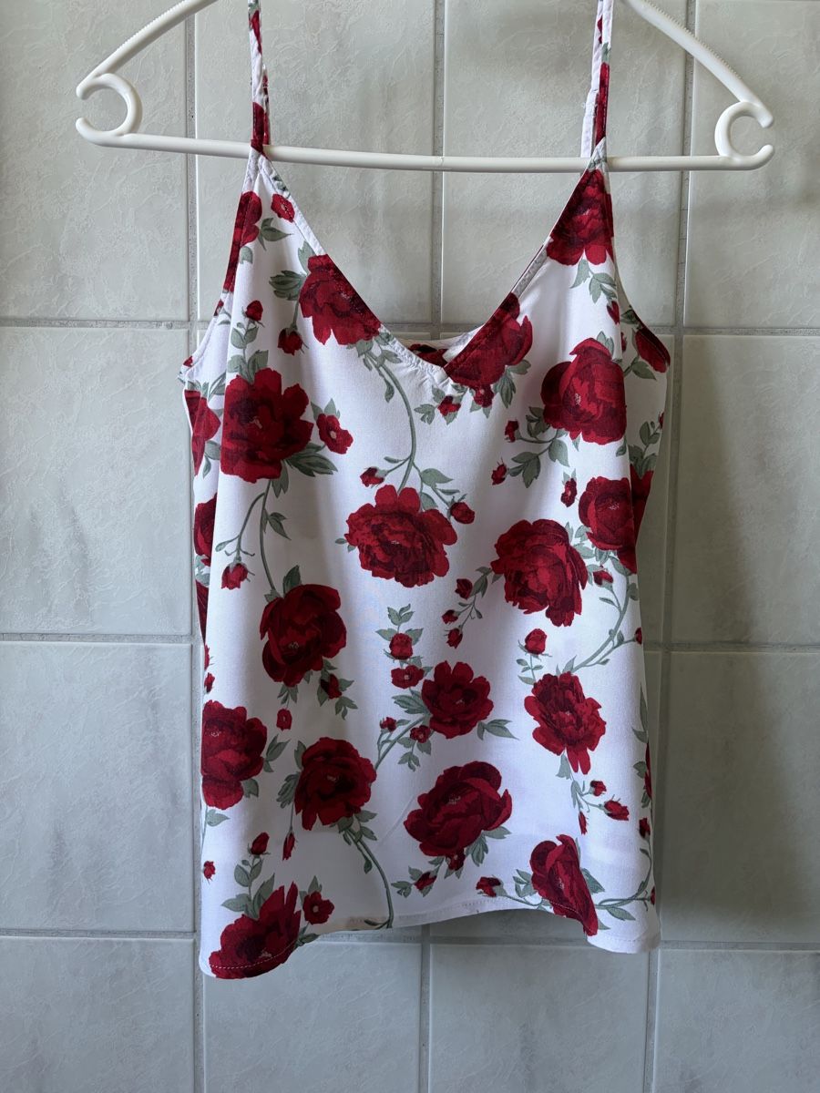 H&M Top: Sommertop weiss mit Rosenmuster – Usato da Zürich venduto da van_dw58