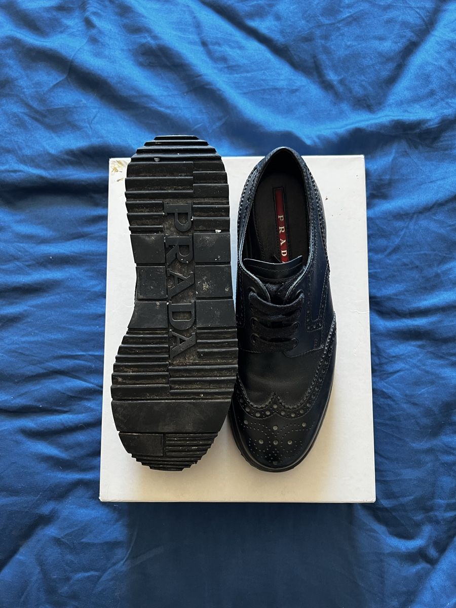 Prada Scarpe da uomo: Derby by PRADA – Nuovo (secondo la descrizione) da Mägenwil venduto da ele_cd7w 2