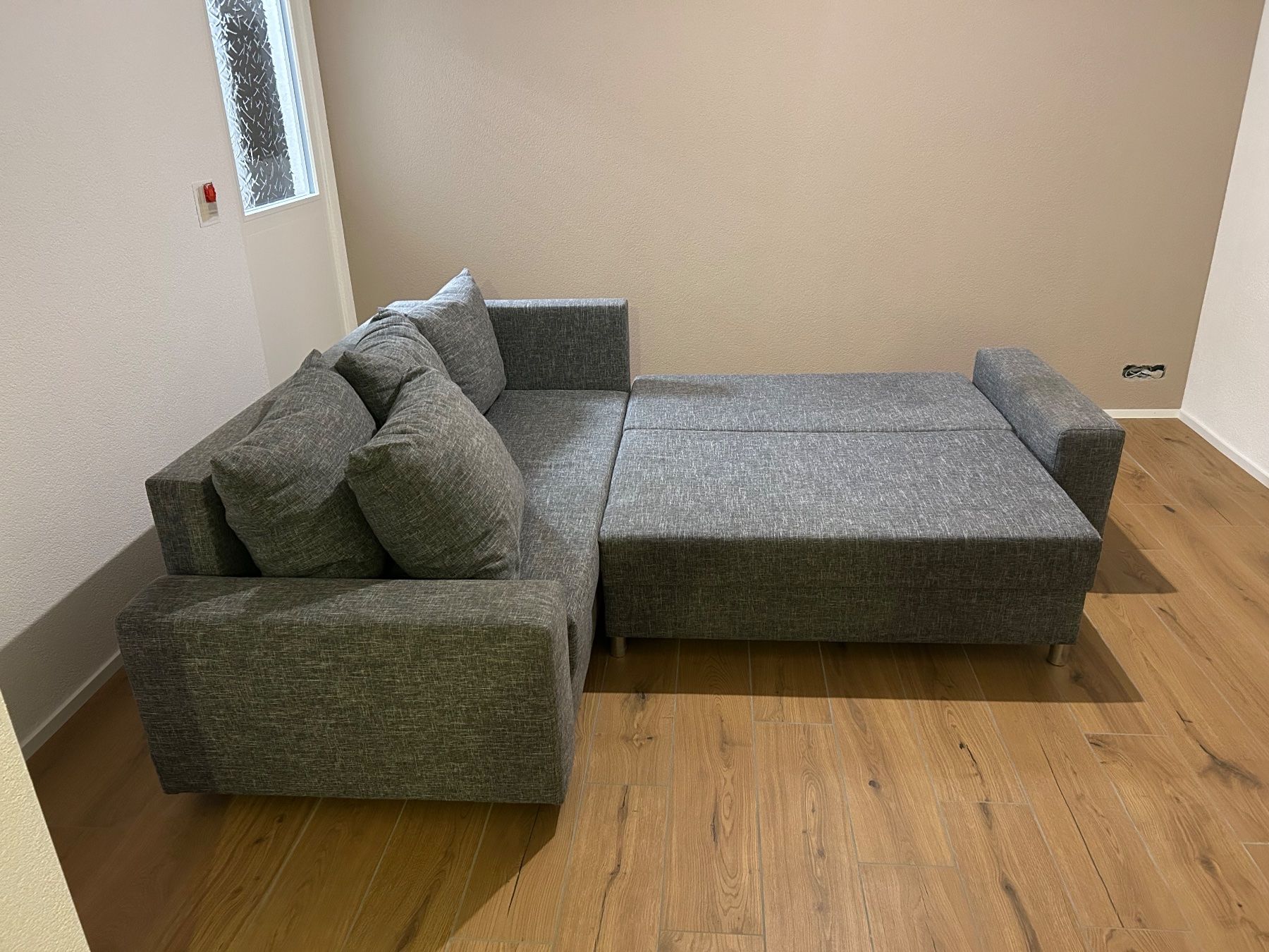 Divani: Sofa, zum Bett umbaubar – Usato da Kleindöttingen venduto da Demon4 2