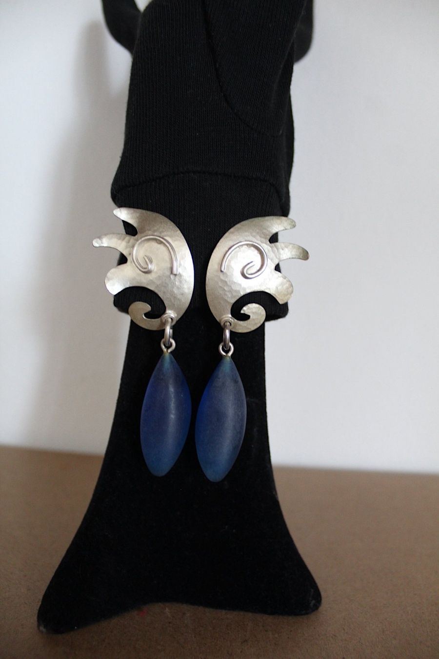 Orecchini pendenti & Orecchini a lobo: Vintage Ohrhänger, Länge ca.8.3 cm. – Usato da Locarno venduto da madame-tus-sauds