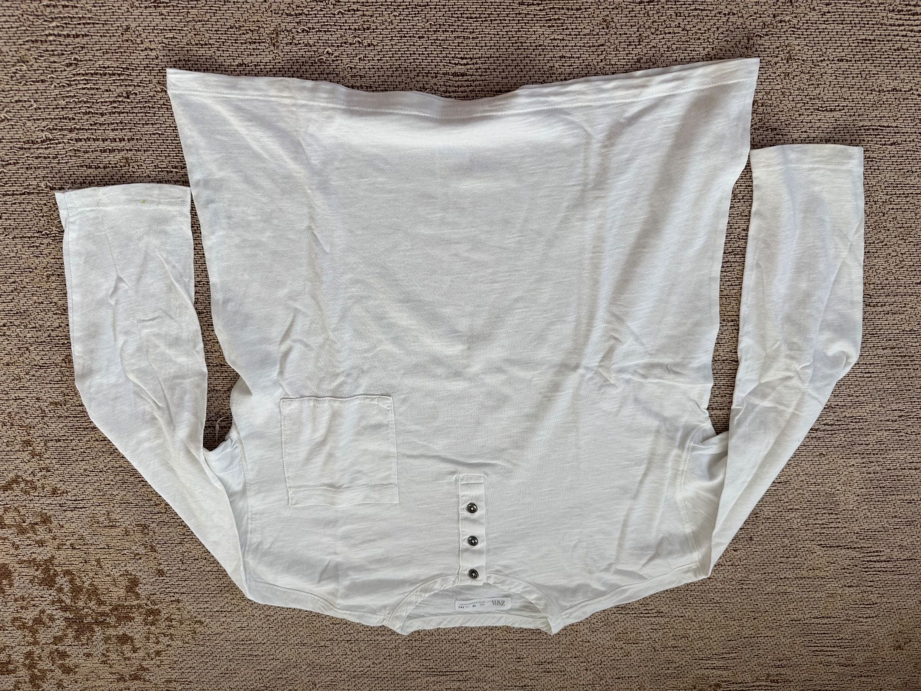 Zara Pullover & Sweatshirts: Dünner Zara Pullover weiss – Gebraucht aus Zuzwil SG von DanielaB46
