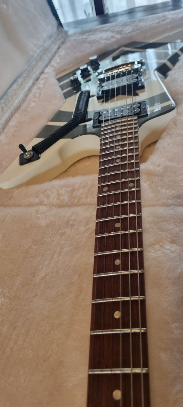 Gibson Strumenti musicali: Gibson Explorer Signature "M4 Sherman" – Usato da Gelterkinden venduto da MG_97 4