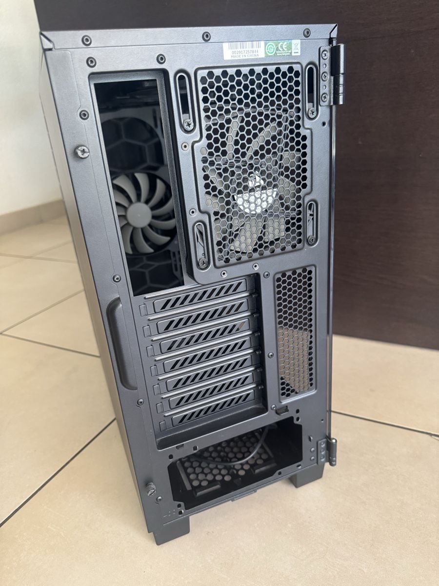 Corsair Boîtiers: Boitier PC Corsair  – D'occasion à Bex par ArnaudAGV 4