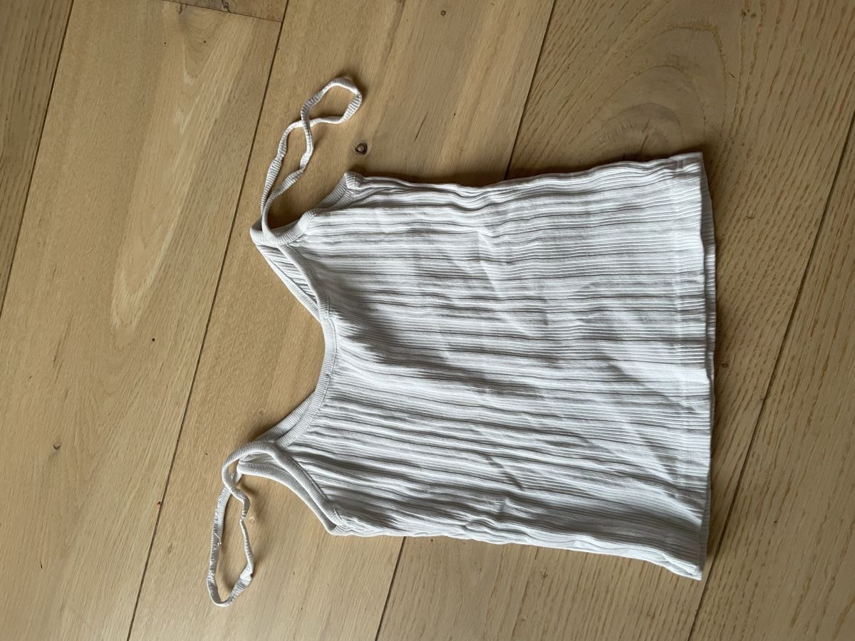 Brandy Melville Top: Brandy Melville Top – Usato da Uitikon Waldegg venduto da lor_b2rv 1