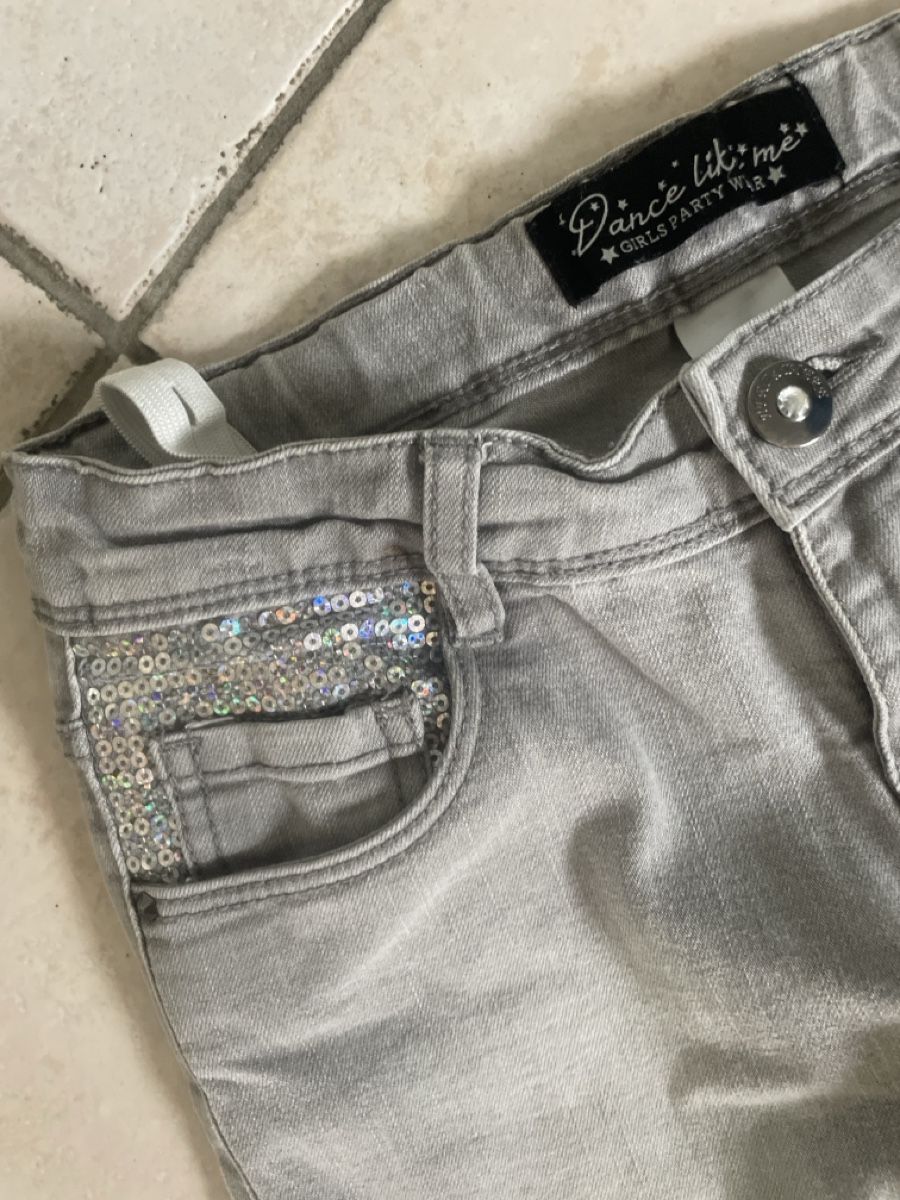 C&A Kleiderpakete & -sets: Jeans mit Pailletten & Strickpullover, Gr.140 Top – Neu (gemäss Beschreibung) aus Obergerlafingen von cabo4 1