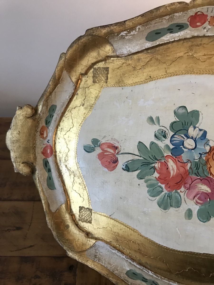 Piatti di portata: Altes Tablett florentinisch Holz – Usato da Rapperswil SG venduto da cosiba01 1
