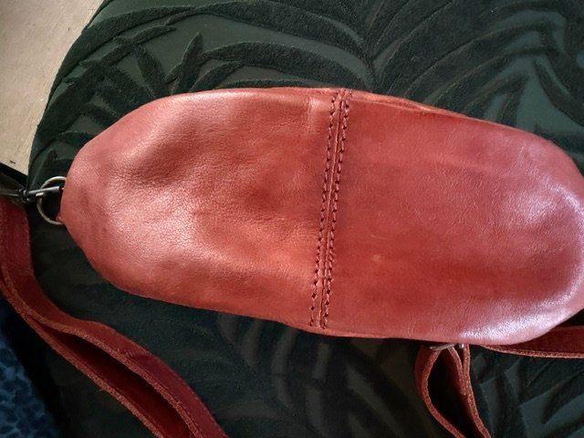 Borse da donna: Tasche Halfmoon Marke 'Bear Design' – Usato da Winterthur venduto da juve1972 4
