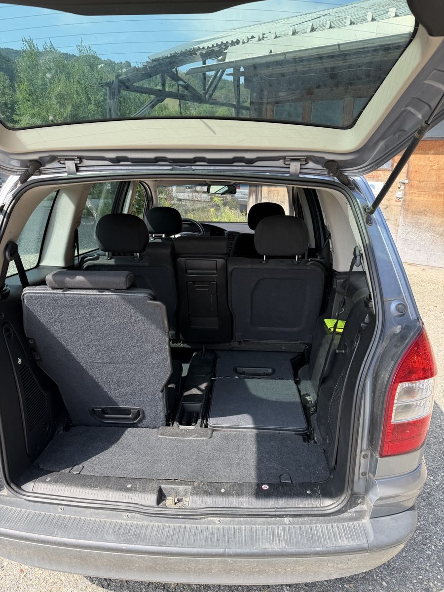 Opel Automobili: Opel Zafira mit MFK – Usato da Altstätten SG venduto da ism_8vc9 5